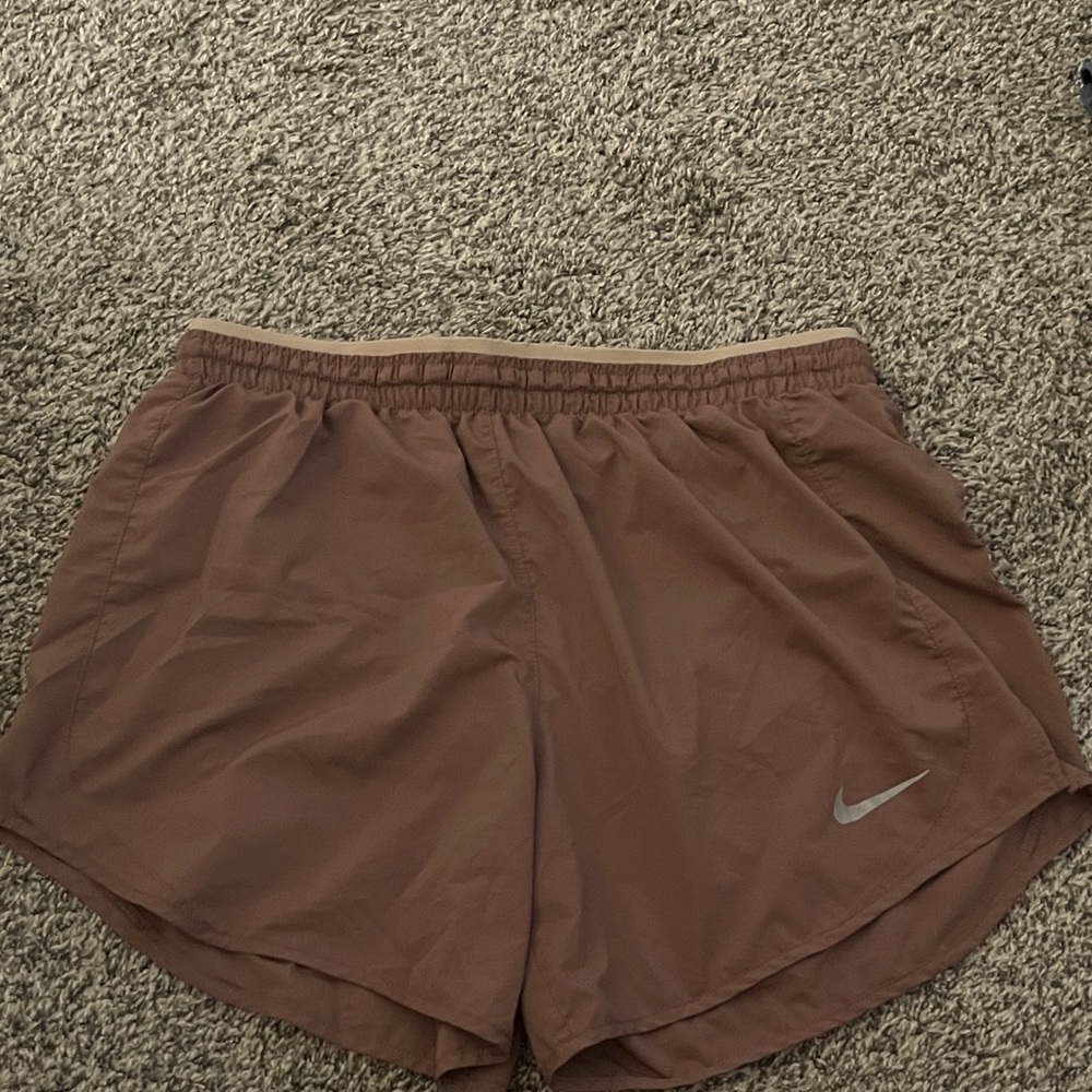 Mauve and light pink Nike running short